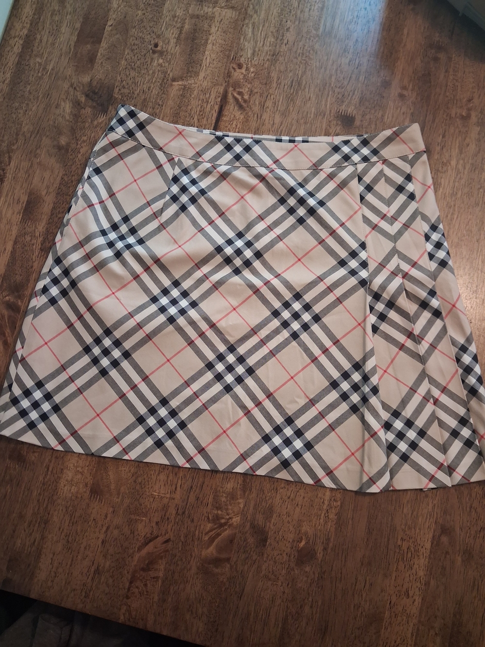 Burberry Golf Beige Plaid Mini Skirt Pleated Preppy Classic 10